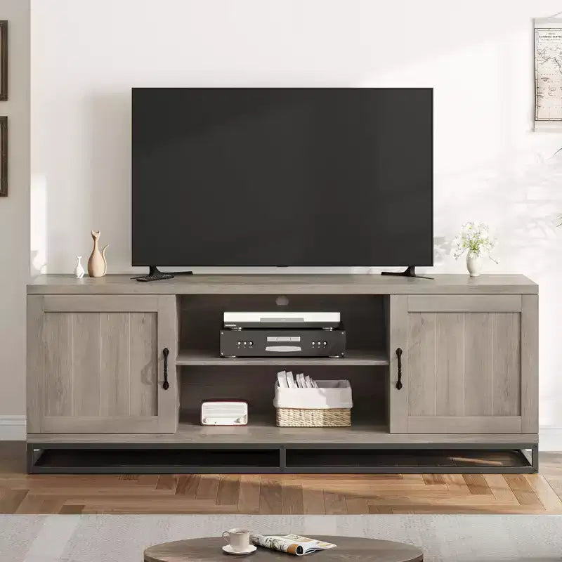 Brown TV Stand for 75inch, Farmhouse Entertainment Center with Sturdy Metal Leg & 2 Open Shelves, Wooden TV & Media Console Cabinet for Living Room